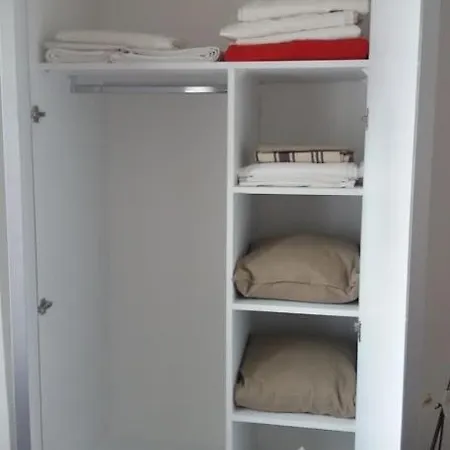 Apartment 8 Eme 2 Pieces Metro Miromesnil